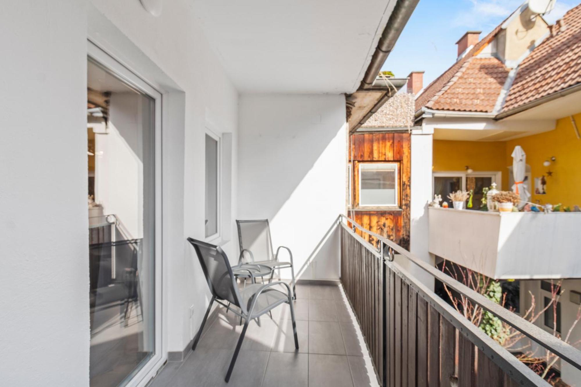 Апартаменты Stilvolles Zuhause Mit Terrasse Брук-ан-дер-Мур Экстерьер фото