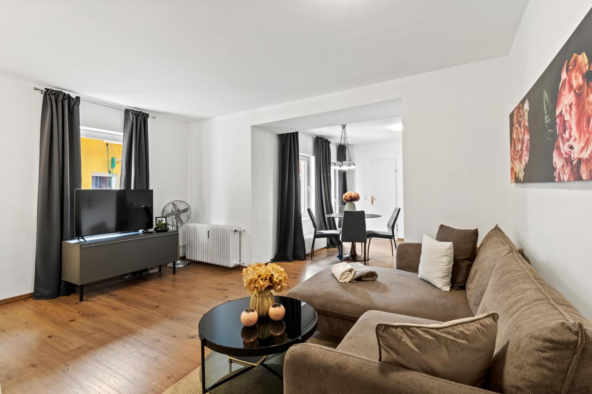 Апартаменты Stilvolles Zuhause Mit Terrasse Брук-ан-дер-Мур Экстерьер фото